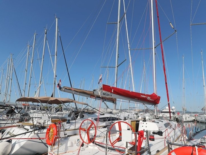 Bareboat Rental Sailboat Elan with a boat licence