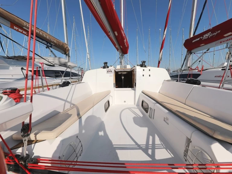Yacht charter Biograd na Moru cheap Elan 350 Performance
