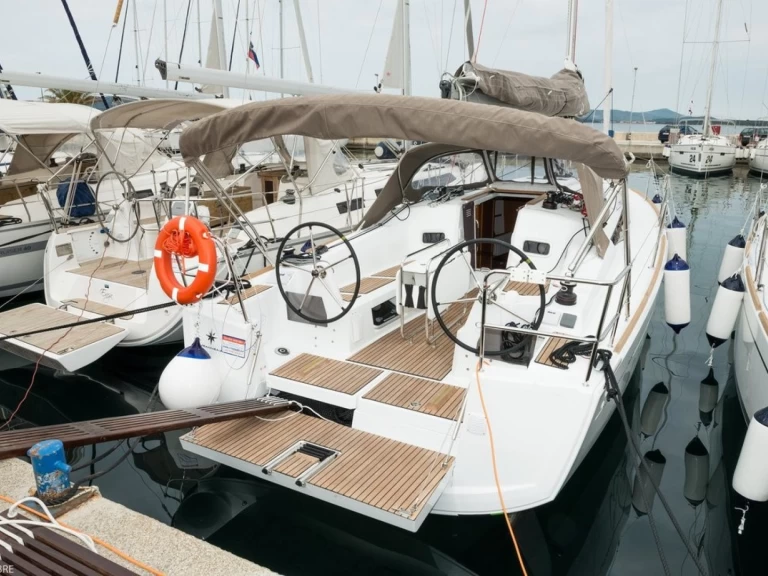Rent a Jeanneau Sun Odyssey 349 Biograd na Moru