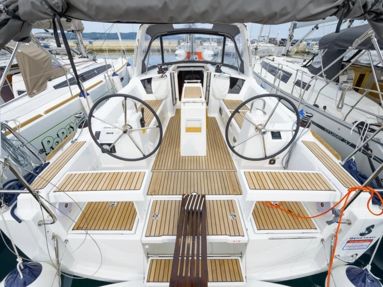 Sailboat rental in Biograd na Moru - Jeanneau Sun Odyssey 349