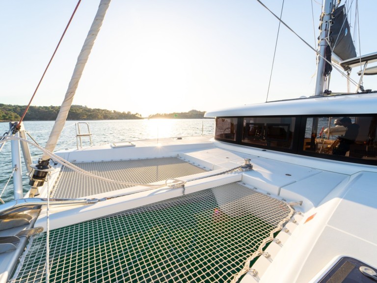 Catamaran rental in Šibenik - Lagoon Lagoon 42