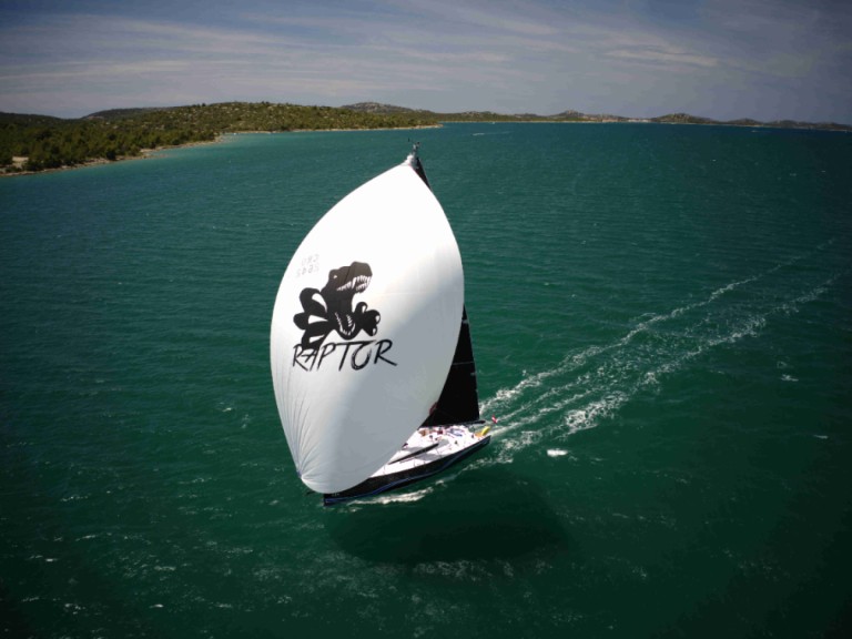 Yacht charter Pirovac cheap E4