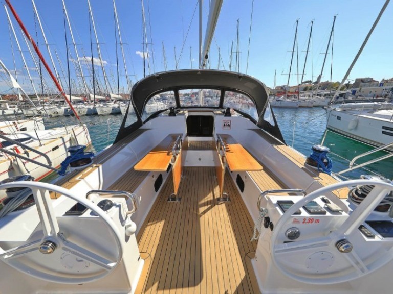 Rent a Elan Impression 50.1 Biograd na Moru