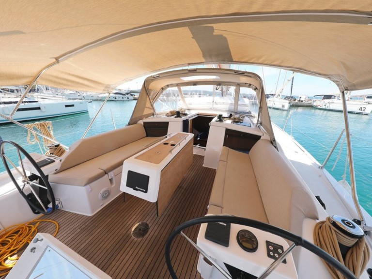 Bareboat Rental Sailboat Dufour with a boat licence