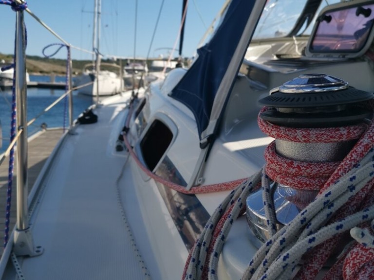 Bareboat Rental Sailboat Bavaria with a boat licence