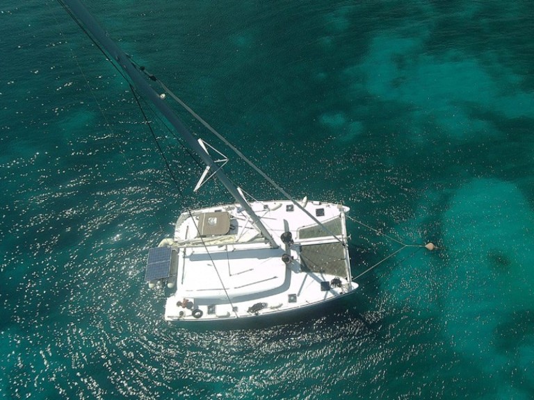 Rent a Lagoon Lagoon 400 S2 Šibenik