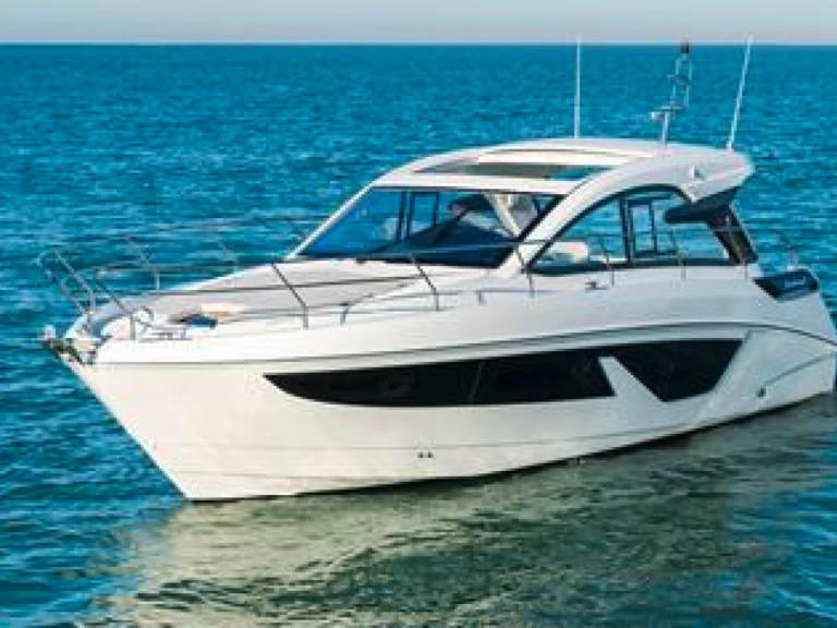 Rent a Bénéteau Gran Turismo 36 Ajaccio