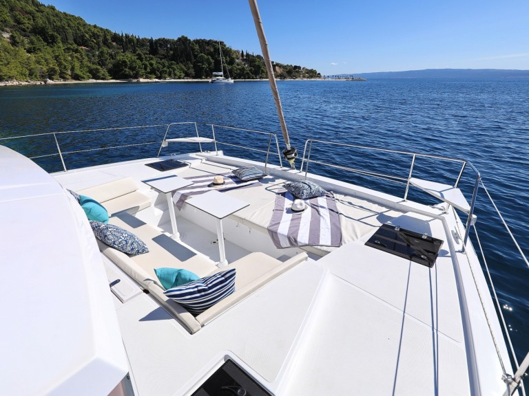 Rent a Bali Catamarans Bali 4.1 Šibenik