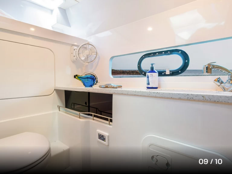Motorboat for rent Dénia at the best price