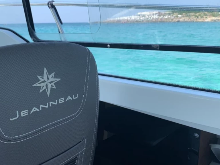 Jeanneau Merry Fisher 695 charter bareboat or captained in  El Toro