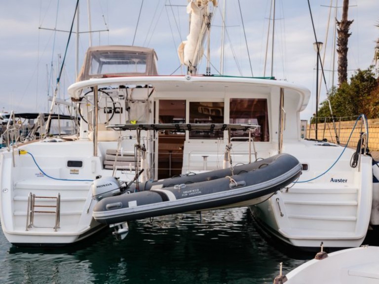 Rent a Lagoon Lagoon 400 S2 Punta Ala