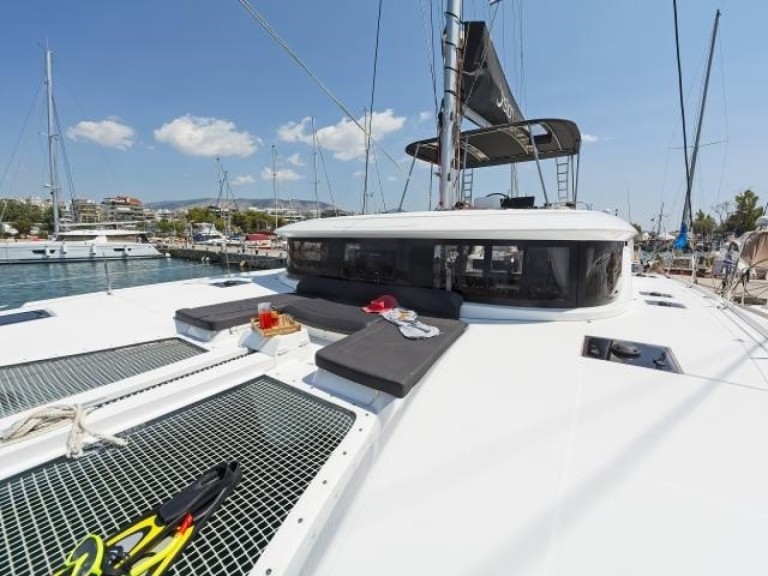 Yacht charter Alimos cheap Lagoon 46
