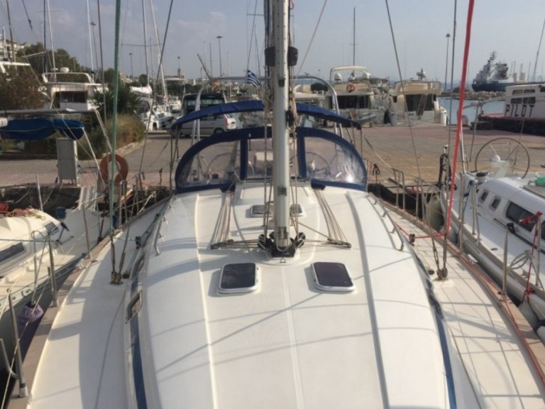 Sailboat for rent Nydri at the best price