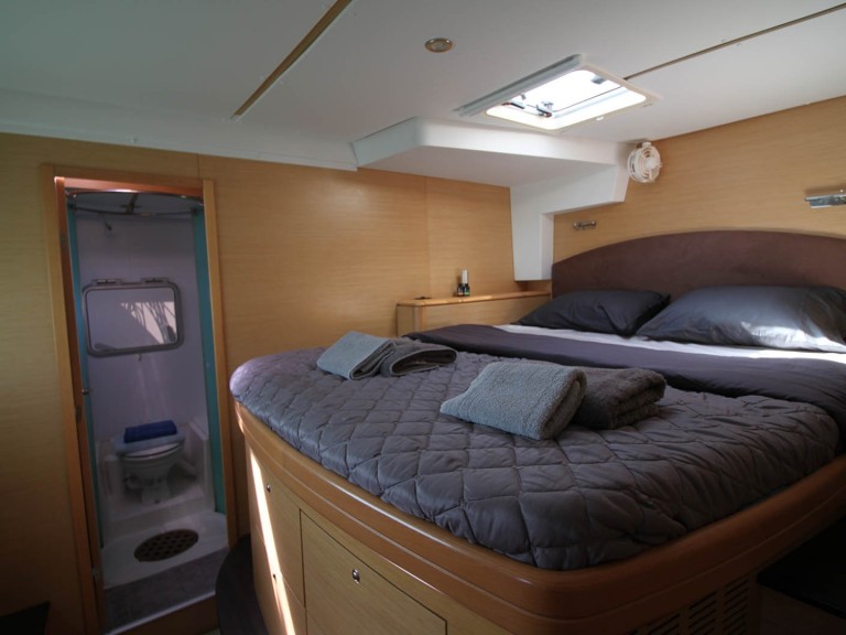 Bareboat Rental Catamaran Lagoon with a boat licence