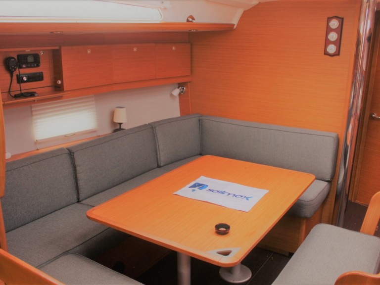 Sailboat for rent Adaköy at the best price