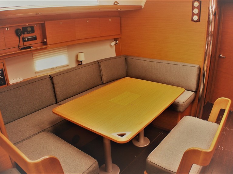 Yacht charter Adaköy cheap Dufour 430 Grand Large