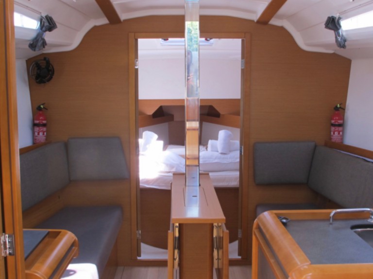 Sailboat rental in Ajaccio - Jeanneau Sun Odyssey 349