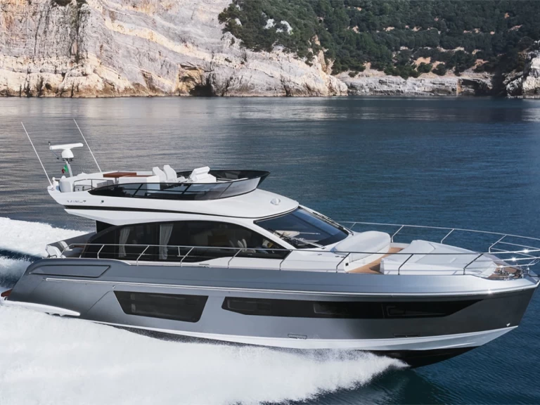 Luxury Yacht rental with or without captain Azimut Palma de Mallorca