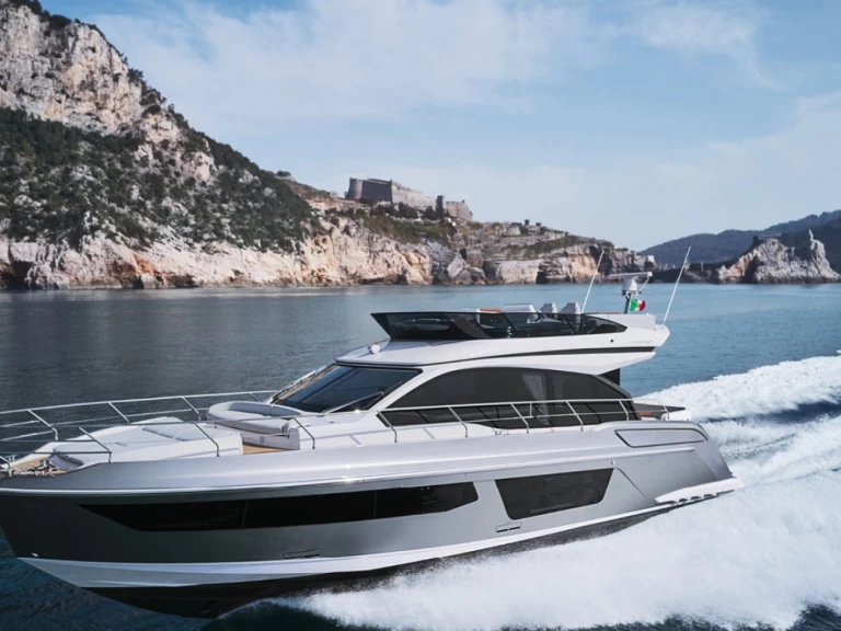 Bareboat Rental Luxury Yacht Azimut with a boat licence