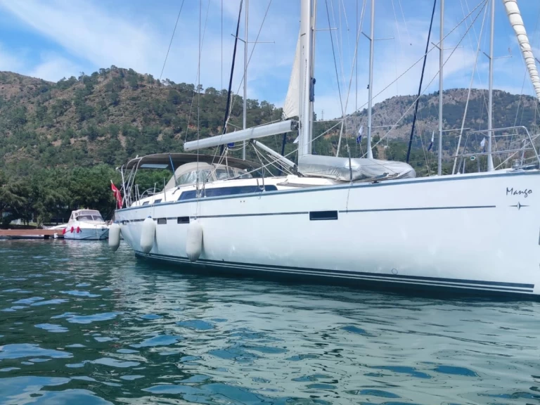 Yacht charter Göcek cheap Cruiser 51