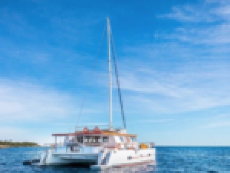 Marine Feng Shui in Marseille on SamBoat