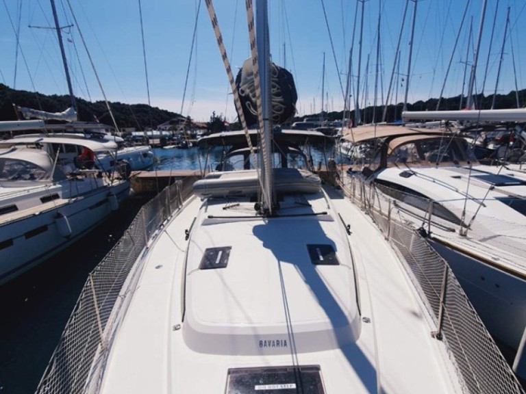 Bavaria Bavaria C42 charter bareboat or captained in  Pula