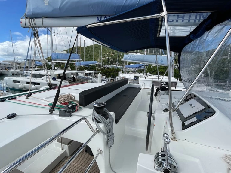 Yacht charter Road Town cheap Lagoon 450 F