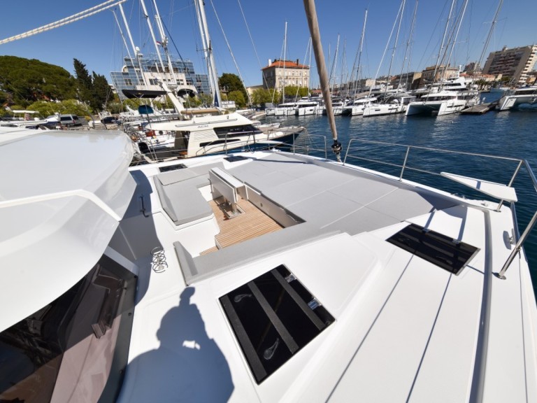 Yacht charter Zadar cheap Bali 4.6