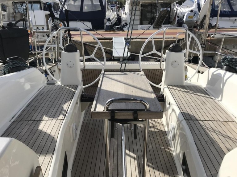 Sailboat rental in Palma de Mallorca - Bavaria Cruiser 40 S