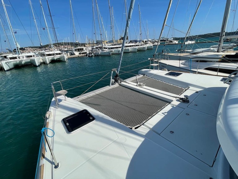 Lagoon Lagoon 40 charter bareboat or captained in  Seget Donji