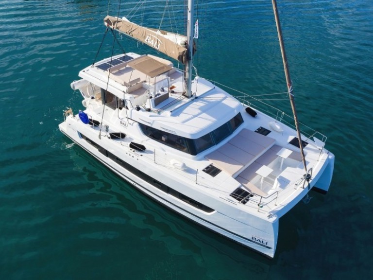 Bareboat Rental Catamaran Bali with a boat licence