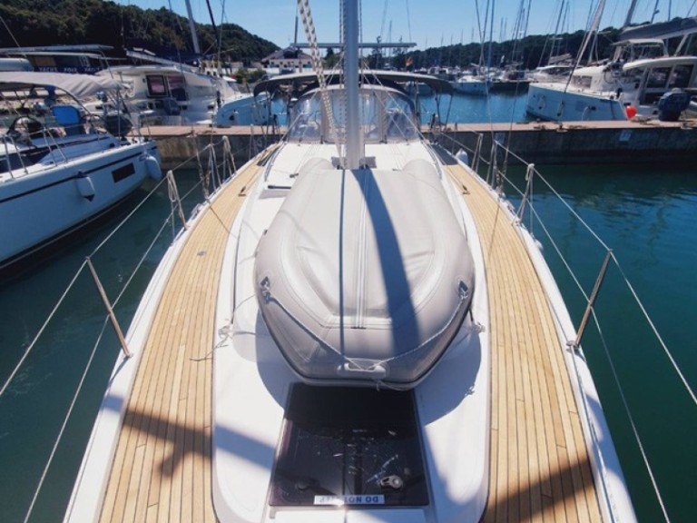 Bavaria Bavaria C42 charter bareboat or skippered in  Marina Veruda