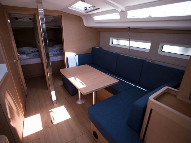 Bareboat Rental Sailboat Jeanneau with a boat licence