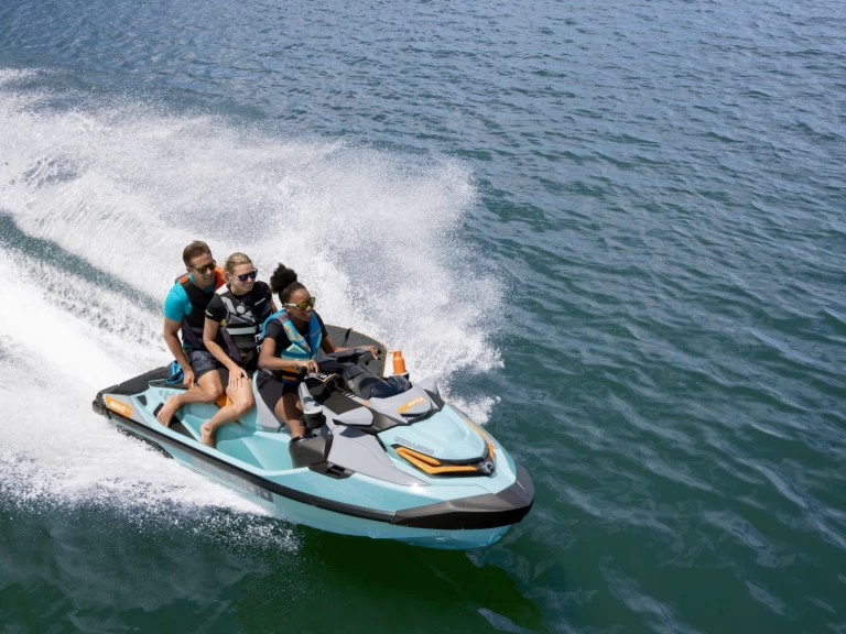 Rent a Sea-Doo GTX 230 Fréjus