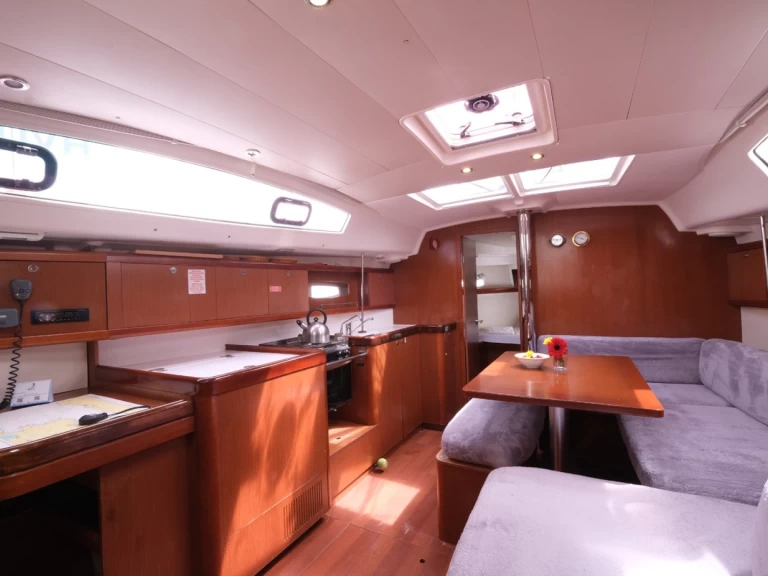 Sailboat rental in Göcek - Bénéteau Oceanis 40