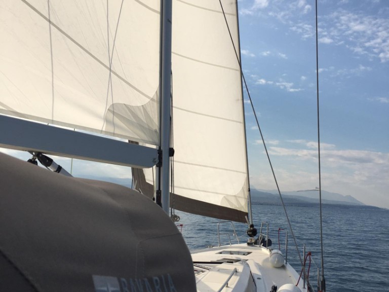 Boat rental Bavaria Bavaria C50 in Nikiána on Samboat