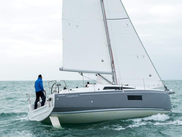 Bareboat Rental Sailboat Bénéteau with a boat licence