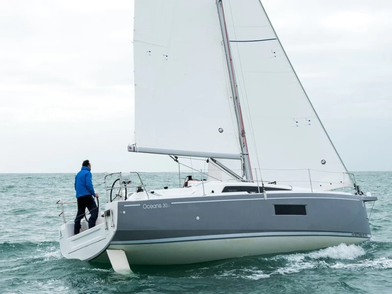 Bareboat Rental Sailboat Bénéteau with a boat licence
