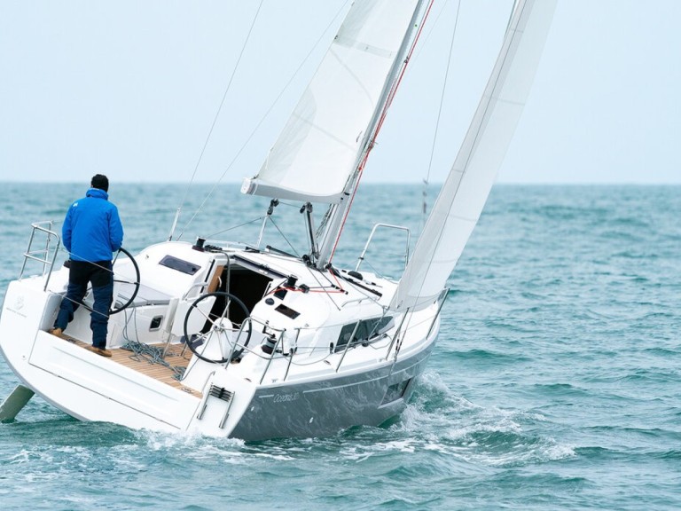 Sailboat for rent Road Town at the best price