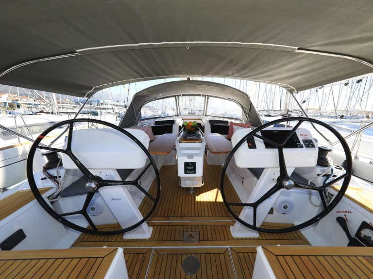 Rent a Hanse Hanse 458 Kaštela