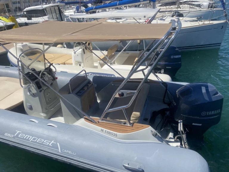 RIB rental in Fréjus - Capelli Tempest 650