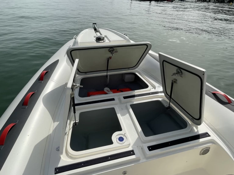 Boat rental Bsc BSC 65 in Grand Piquey on Samboat