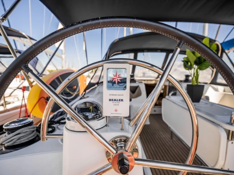 Rent a Jeanneau Sun Odyssey 519 Alimos