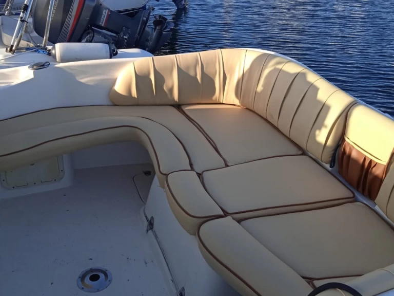 Bareboat Rental Motorboat Lema with a boat licence