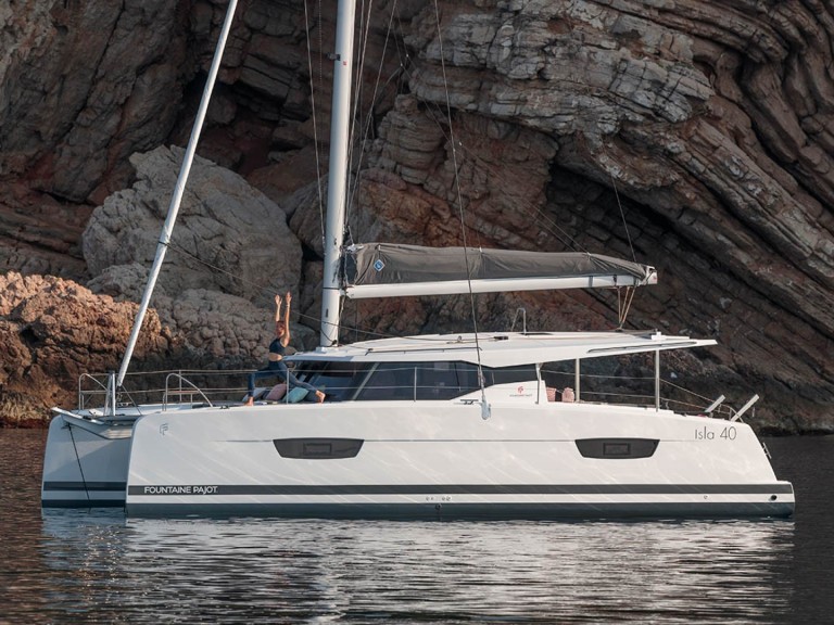 Bareboat Rental Catamaran Fountaine Pajot with a boat licence