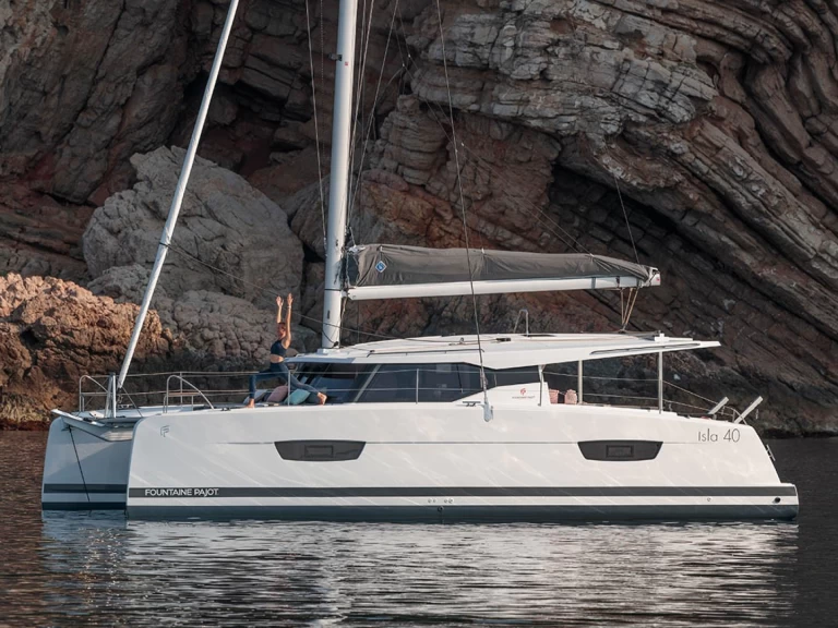 Bareboat Rental Catamaran Fountaine Pajot with a boat licence