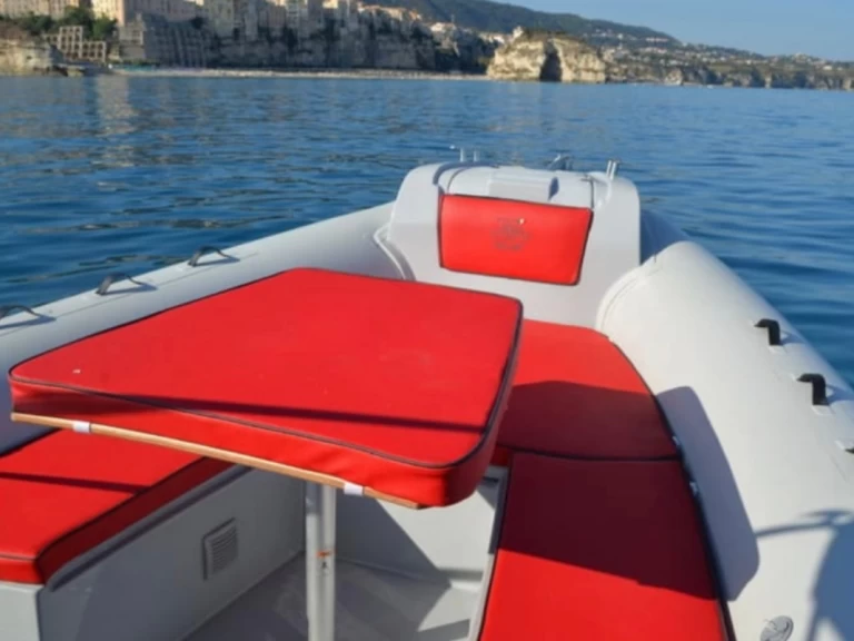 Rent a Prua al vento THOR 8.0 Arcachon