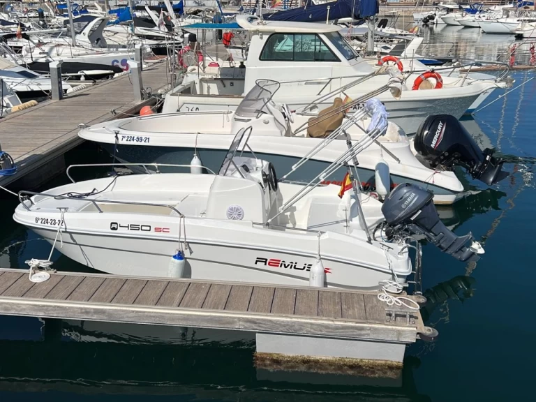 Yacht charter Alicante cheap Remus 450 open