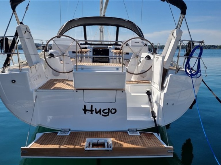 Boat rental Hanse Hanse 508 in Pula on Samboat
