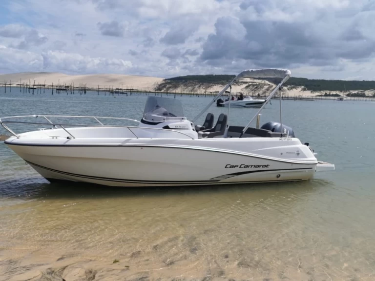 Motorboat for rent Le Canon at the best price